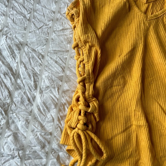 Yellow Ribbed Tank Top - Picture 3 of 4